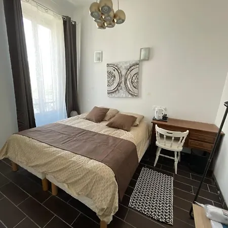 Logement 6 Personnes Centre De Nice/ Palais Des Expo/tram *